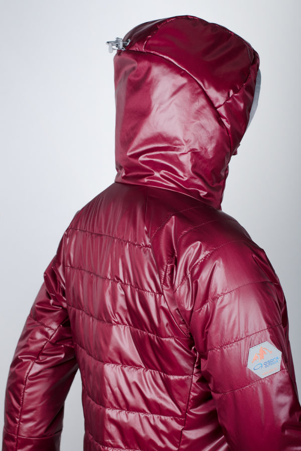Женская ветрозащитная куртка с утеплителем Zest купить в магазине спортивных курток O3 Ozone