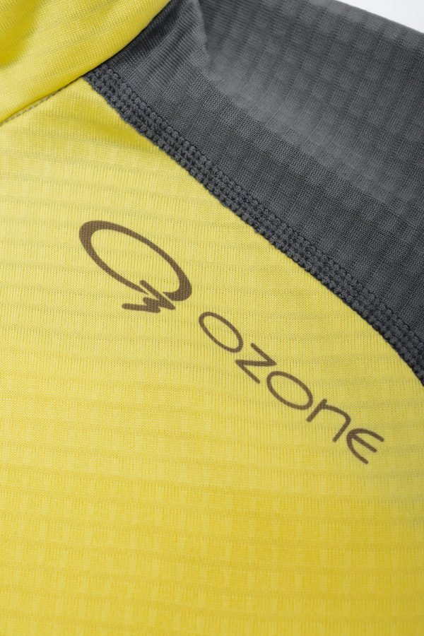 Женская спортивная куртка Jenny купить в магазине курток для спорта O3 Ozone